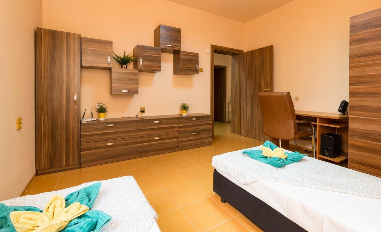 The Rocky House - Central & Private 2Bdr By Flat Mаnager Plovdiv Buitenkant foto