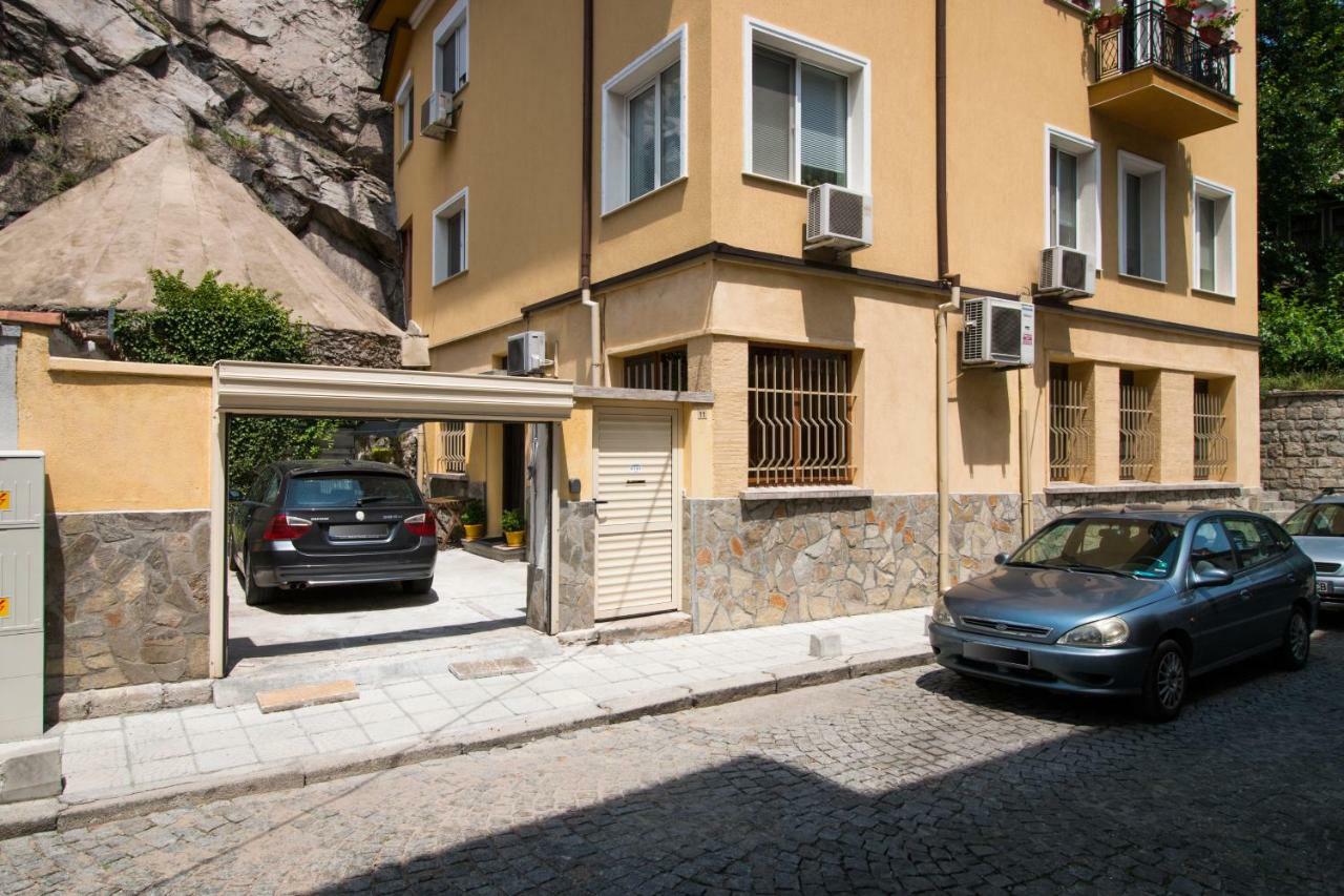 The Rocky House - Central & Private 2Bdr By Flat Mаnager Plovdiv Buitenkant foto